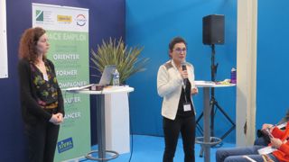 Un atelier participatif sur les employeurs était proposé par Géraldine Lebreton, déléguée régionale de l’APECITA Pays de la Loire (à droite) et Coline Le Treut, conseillère emploi formation au bureau de Nantes (à gauche).©LKP Un atelier participatif sur les employeurs était proposé par Géraldine Lebreton, déléguée régionale de l’APECITA Pays de la Loire (à droite) et Coline Le Treut, conseillère emploi formation au bureau de Nantes (à gauche).©LKP